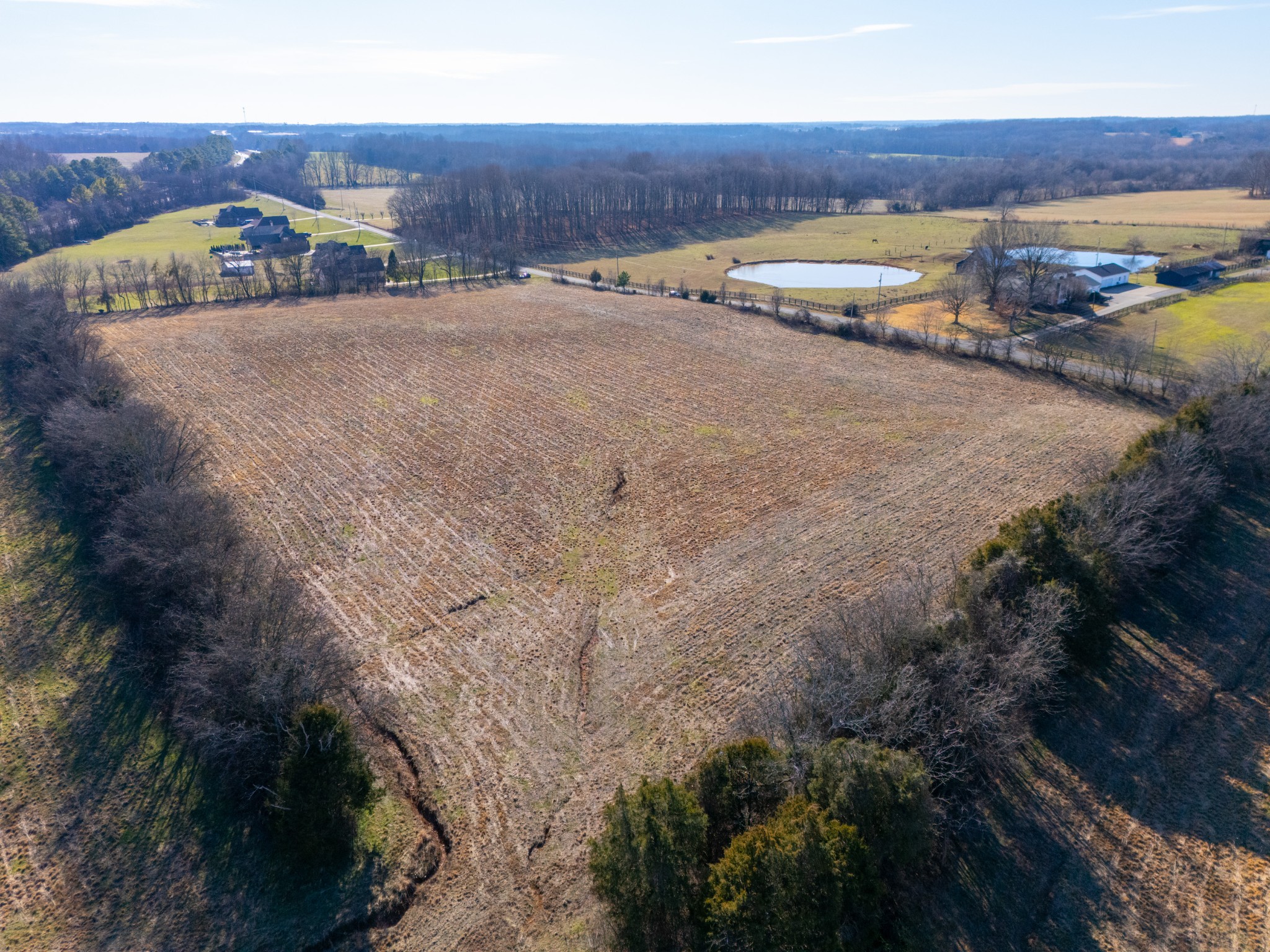 8203 Horseshoe Road White House, TN 37188 - Photo 3 of 28 a view of an ocean and beach