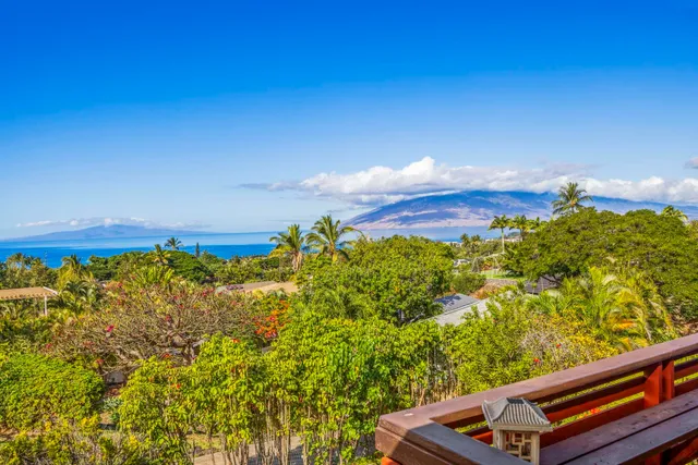 $2,199,000 | 521 Kupulau Drive, Kihei, HI 96753