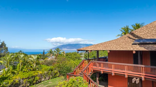 $2,199,000 | 521 Kupulau Drive, Kihei, HI 96753