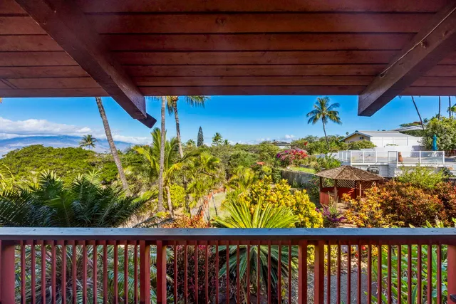$2,199,000 | 521 Kupulau Drive, Kihei, HI 96753