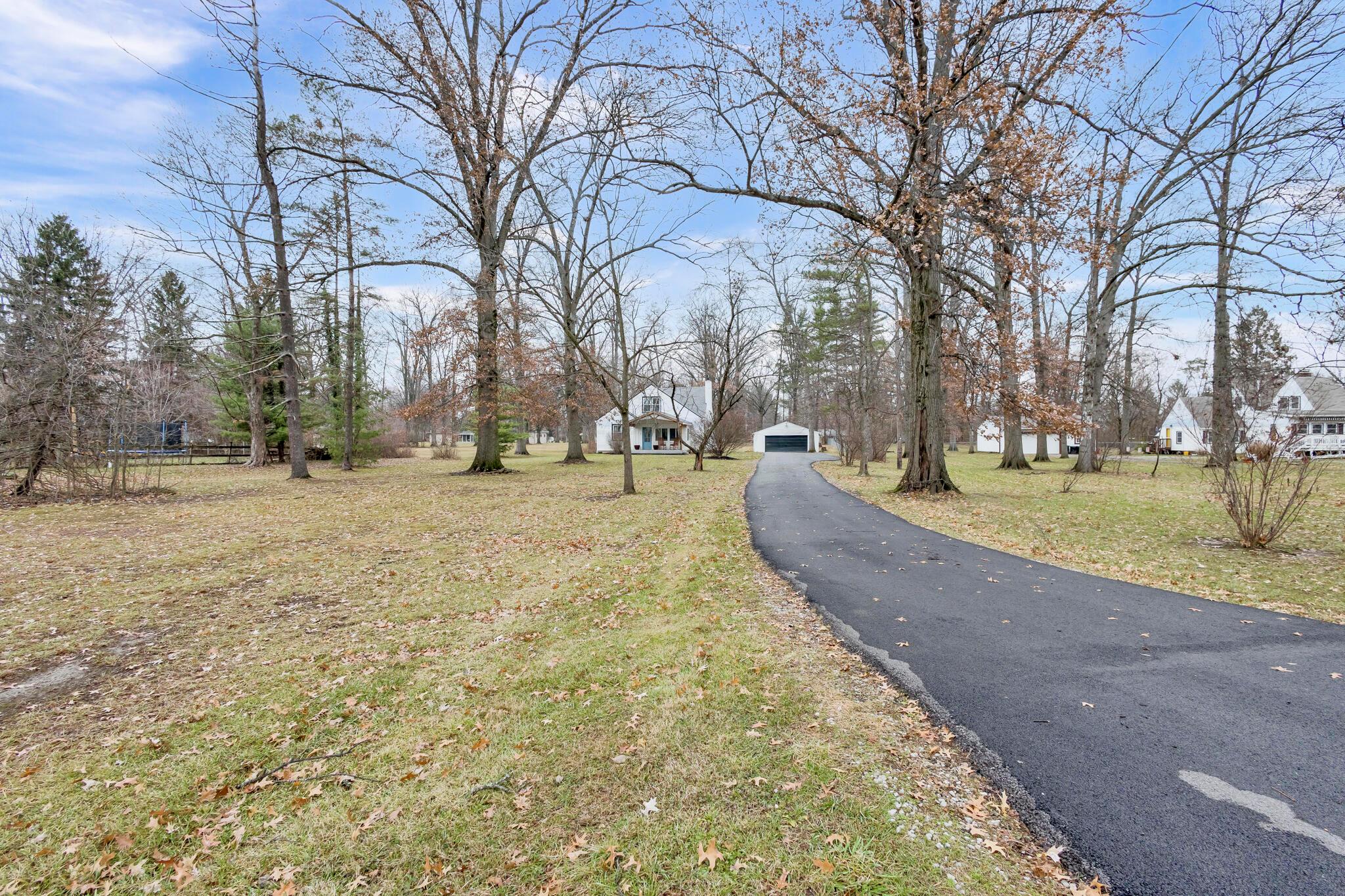 470 West Johnstown Road Gahanna, OH 43230 - Photo 34 of 34 Front yard taken from the road