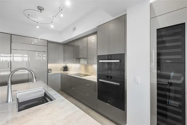 $1,395,000 | 701 Southeast 21st Avenue, Unit 301, Deerfield Beach, FL 33441