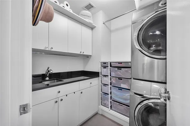 $1,395,000 | 701 Southeast 21st Avenue, Unit 301, Deerfield Beach, FL 33441