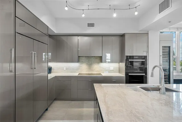 $1,395,000 | 701 Southeast 21st Avenue, Unit 301, Deerfield Beach, FL 33441