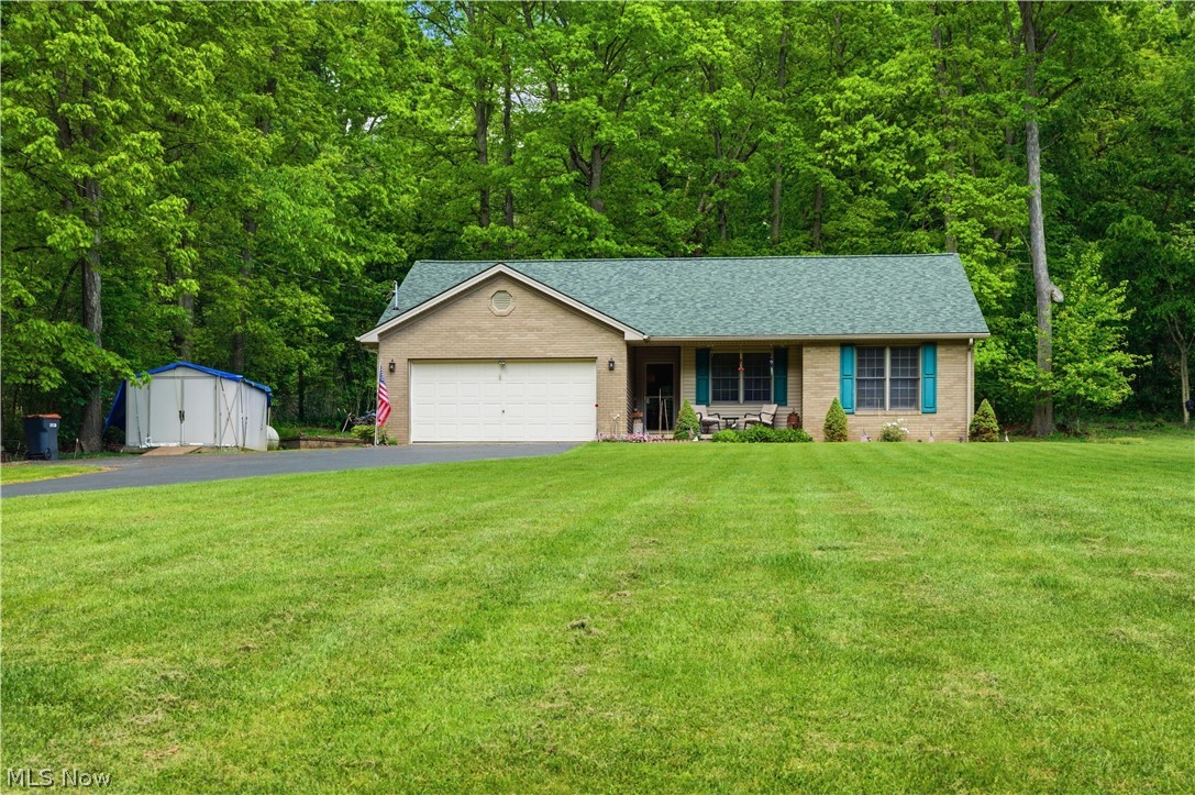 48266 Dyke Road Negley, OH 44441 - Photo 2 of 31