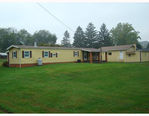 105 3rd Street Point Marion, PA 15474 - Photo 5 of 5 Exterior Back.
