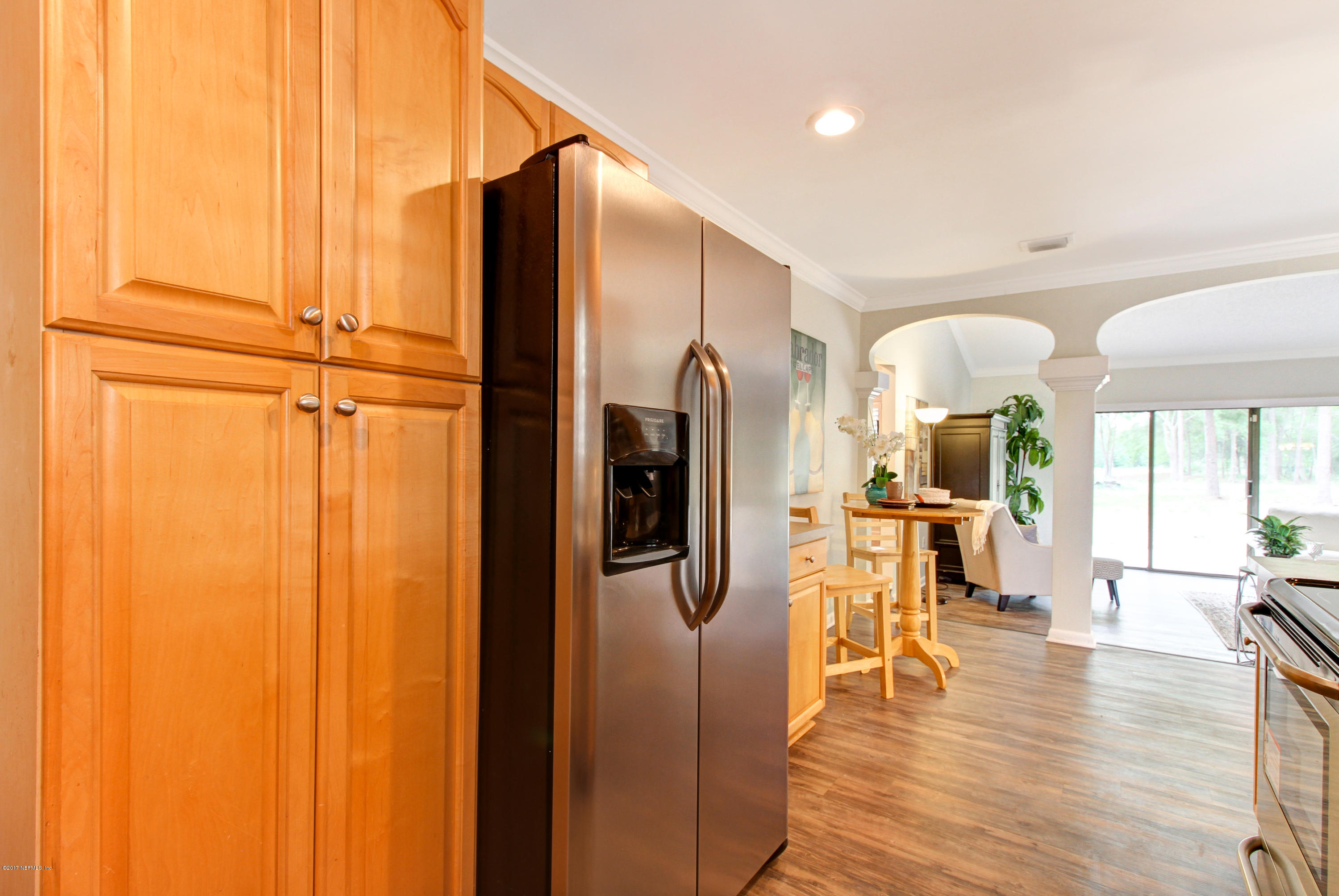 6374 Townsend Road Jacksonville, FL 32244 - Photo 11 of 32 Rave Home Staging Yukon (9)