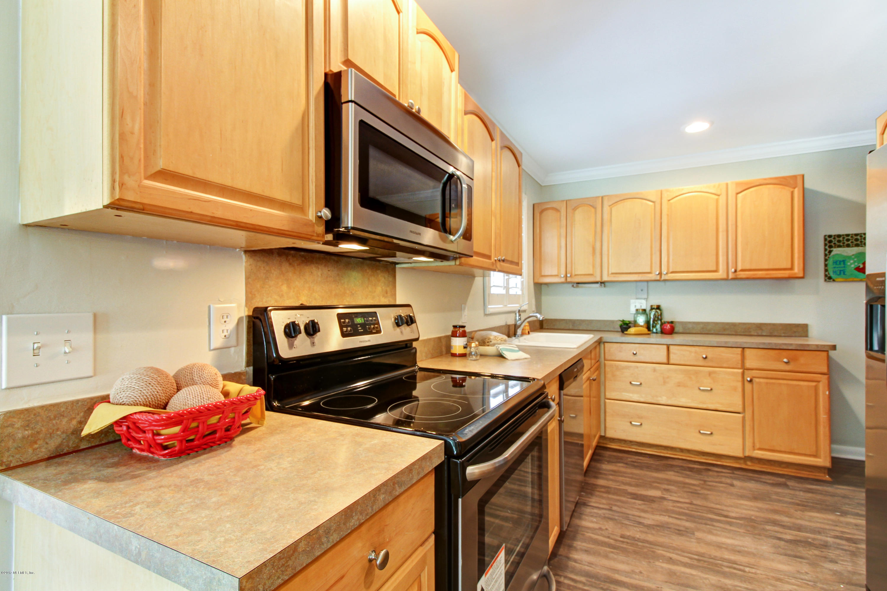 6374 Townsend Road Jacksonville, FL 32244 - Photo 13 of 32 Rave Home Staging Yukon (7)