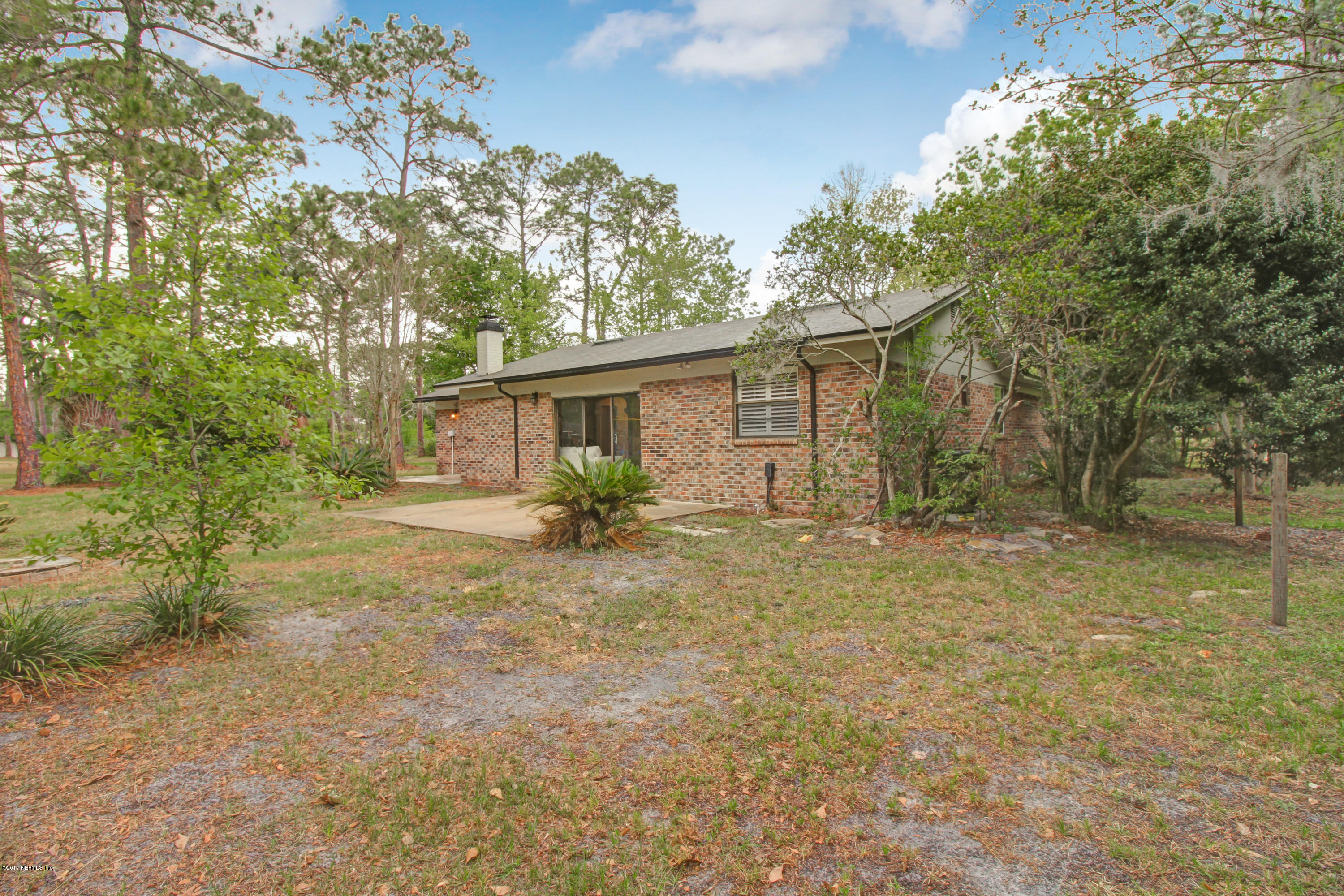 6374 Townsend Road Jacksonville, FL 32244 - Photo 31 of 32 Rave Home Staging Yukon (26)