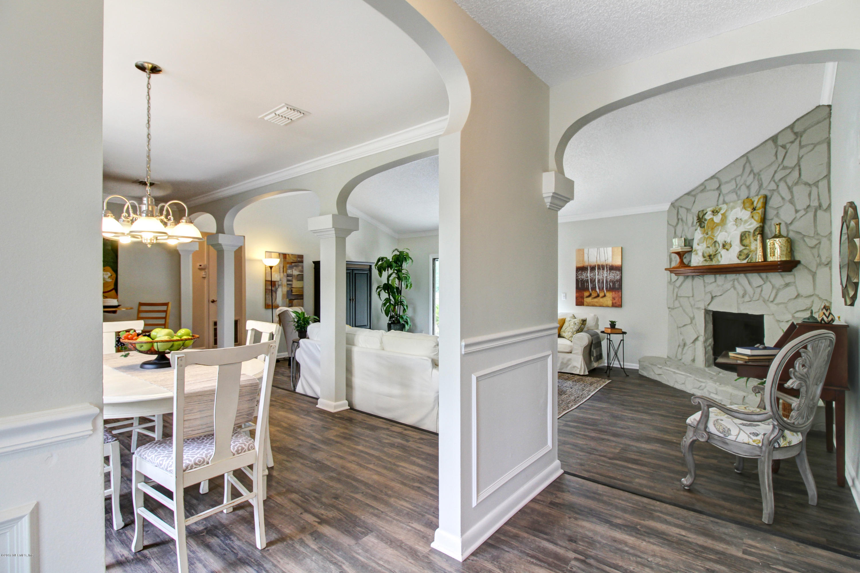 6374 Townsend Road Jacksonville, FL 32244 - Photo 4 of 32 Rave Home Staging Yukon (1)