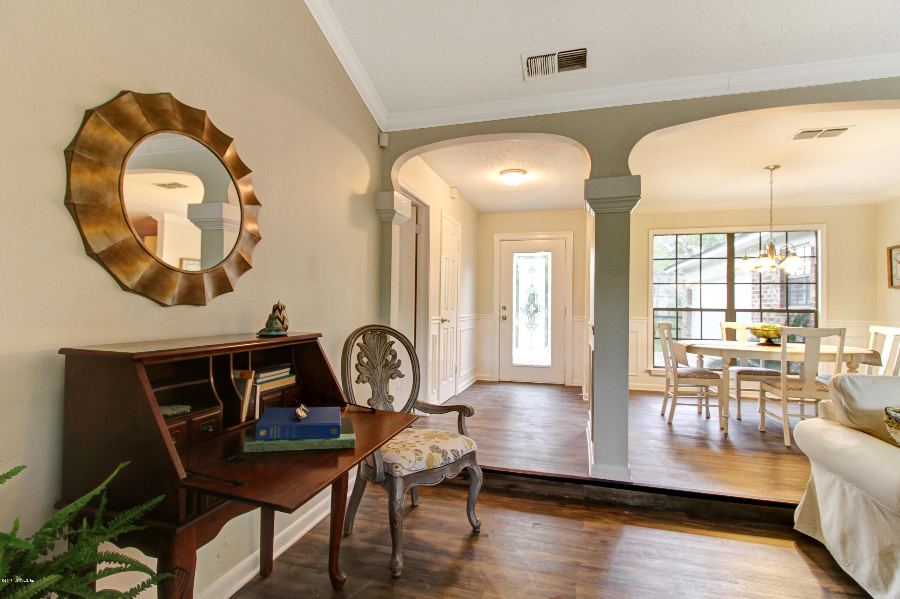 6374 Townsend Road Jacksonville, FL 32244 - Photo 5 of 32 Rave Home Staging Yukon (16)