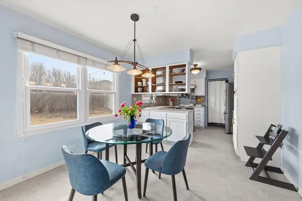 $825,000 | 805 Sutton Drive, Northbrook, IL 60062