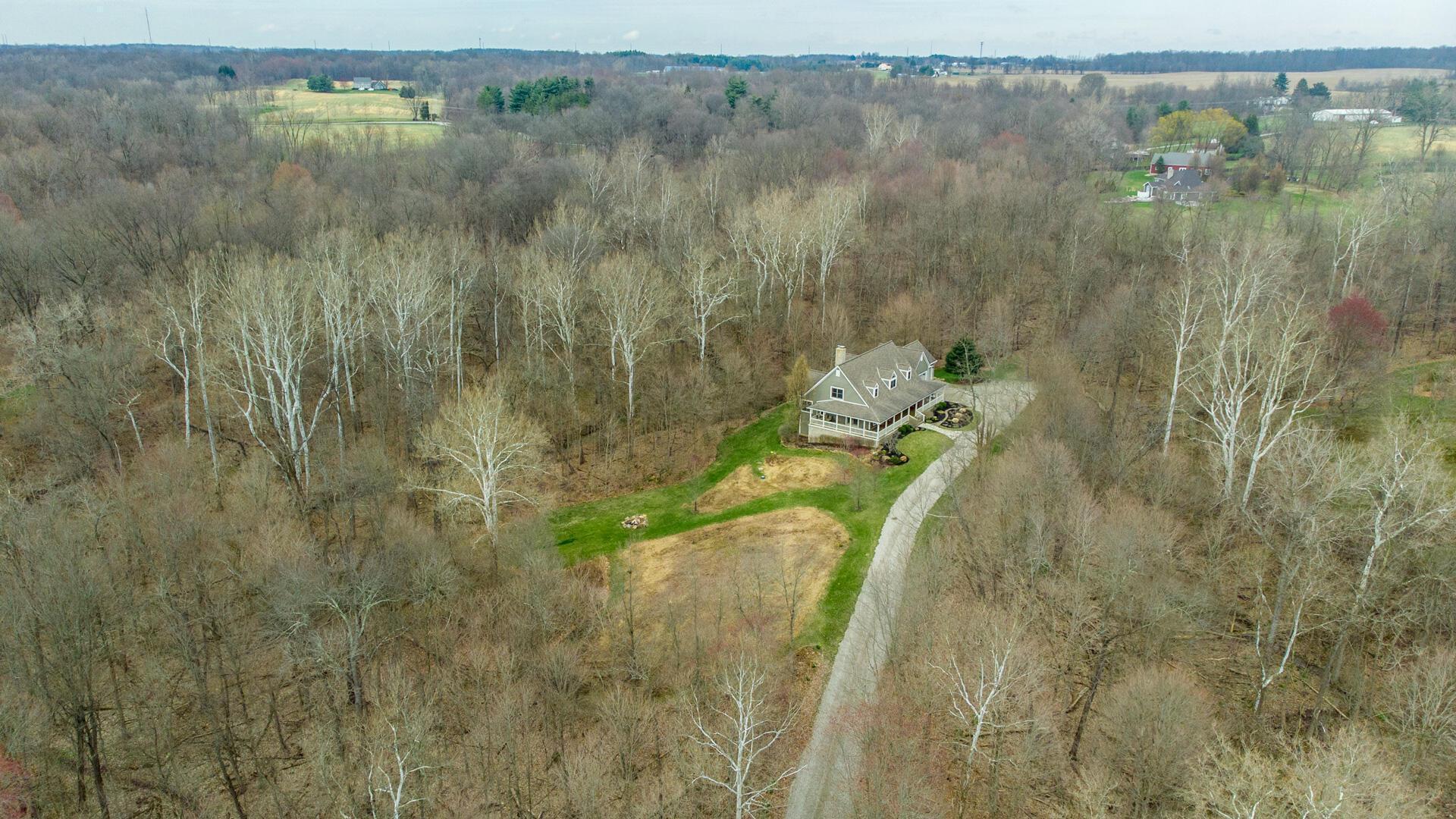 3937 Headleys Mill Road Southwest Pataskala, OH 43062 - Photo 3 of 27 3
