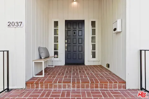 $2,499,000 | 2037 Hillsboro Avenue, Los Angeles, CA 90034