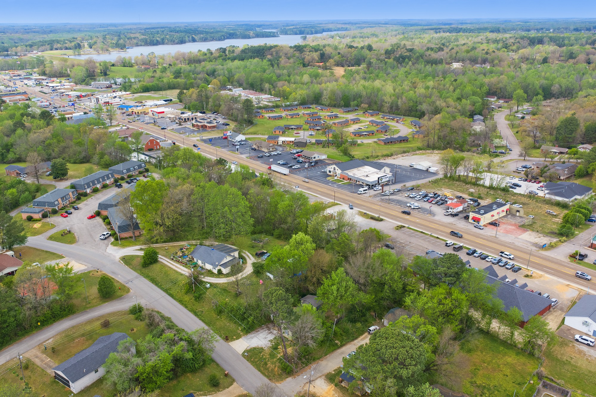 252 North Main Street Lexington, TN 38351 - Photo 6 of 11 an aerial view of residential houses with outdoor space