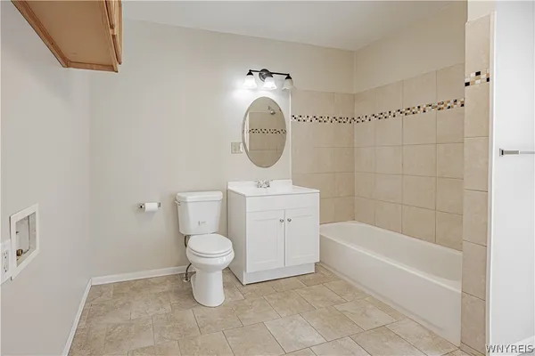 $179,900 | 35 Corinthia Street, Lockport City, NY 14094