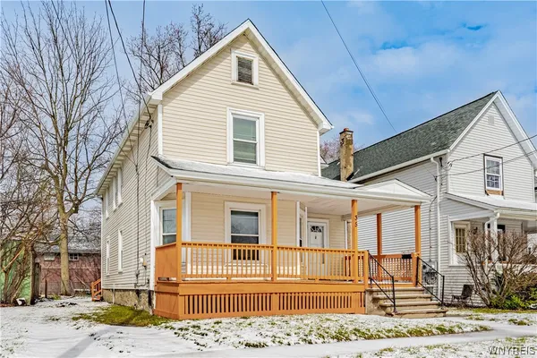 $179,900 | 35 Corinthia Street, Lockport City, NY 14094