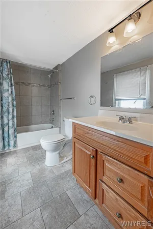 $179,900 | 35 Corinthia Street, Lockport City, NY 14094