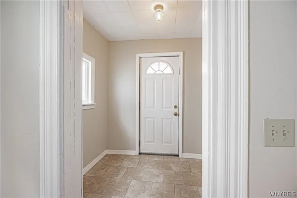 $179,900 | 35 Corinthia Street, Lockport City, NY 14094