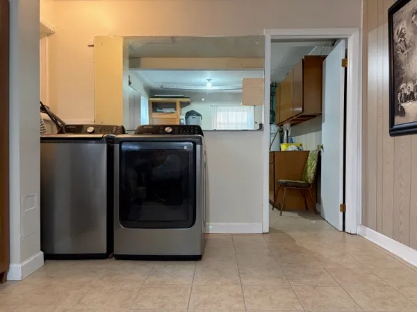 $829,000 | 8053 West Churchill Avenue, Niles, IL 60714