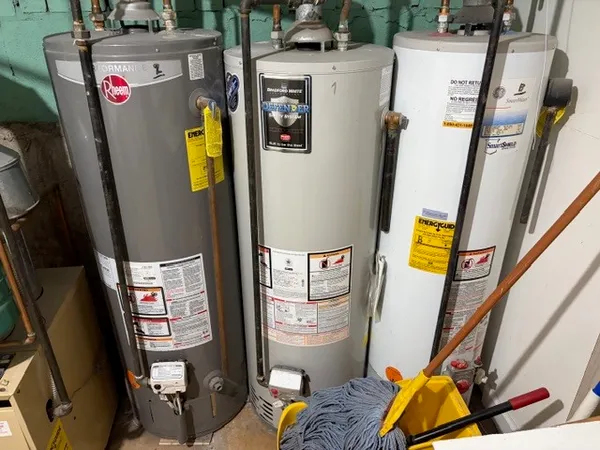 $829,000 | 8053 West Churchill Avenue, Niles, IL 60714