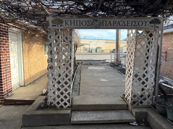 $829,000 | 8053 West Churchill Avenue, Niles, IL 60714