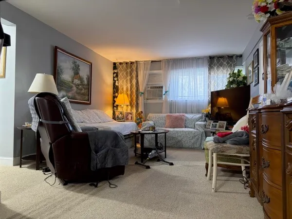 $829,000 | 8053 West Churchill Avenue, Niles, IL 60714