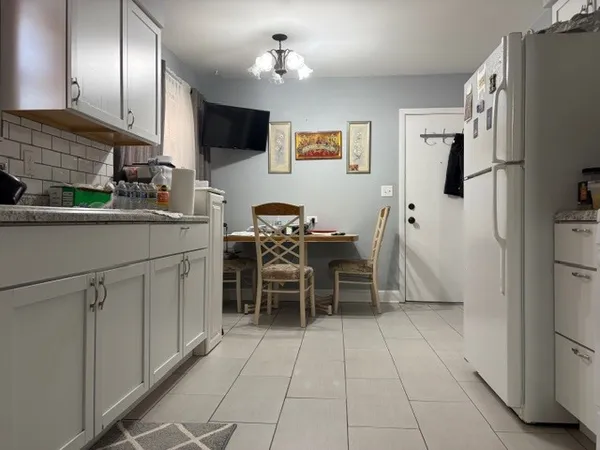 $829,000 | 8053 West Churchill Avenue, Niles, IL 60714