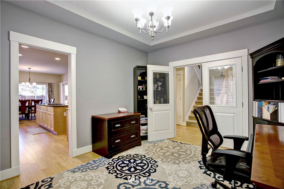 16432 159th Court Southeast Renton, WA 98058 - Photo 7 of 25 Gallery Image 7