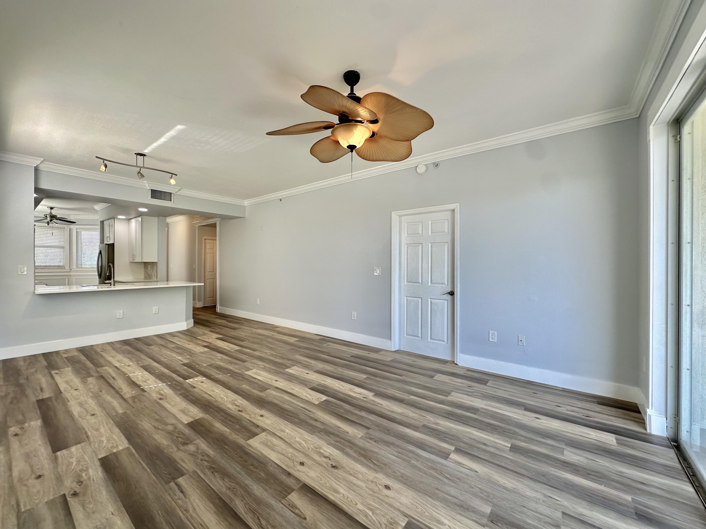 27 Royal Palm Way, Unit 406 Boca Raton, FL 33432 - Photo 14 of 45 IMG_6199