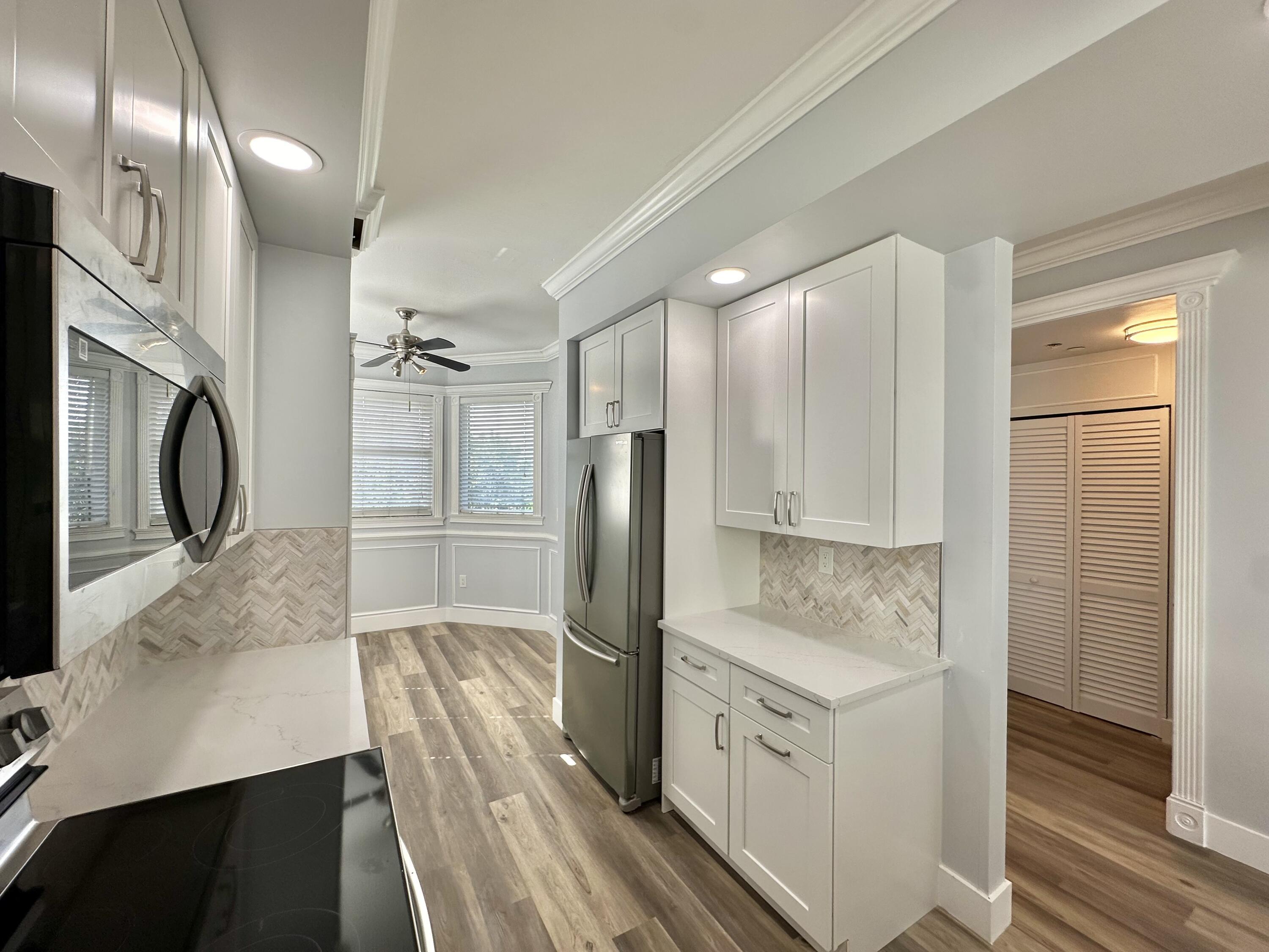 27 Royal Palm Way, Unit 406 Boca Raton, FL 33432 - Photo 10 of 45 IMG_6205