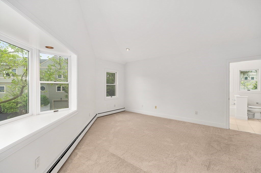 21 Pine Street, Unit 5 Manchester, MA 01944 - Photo 16 of 32