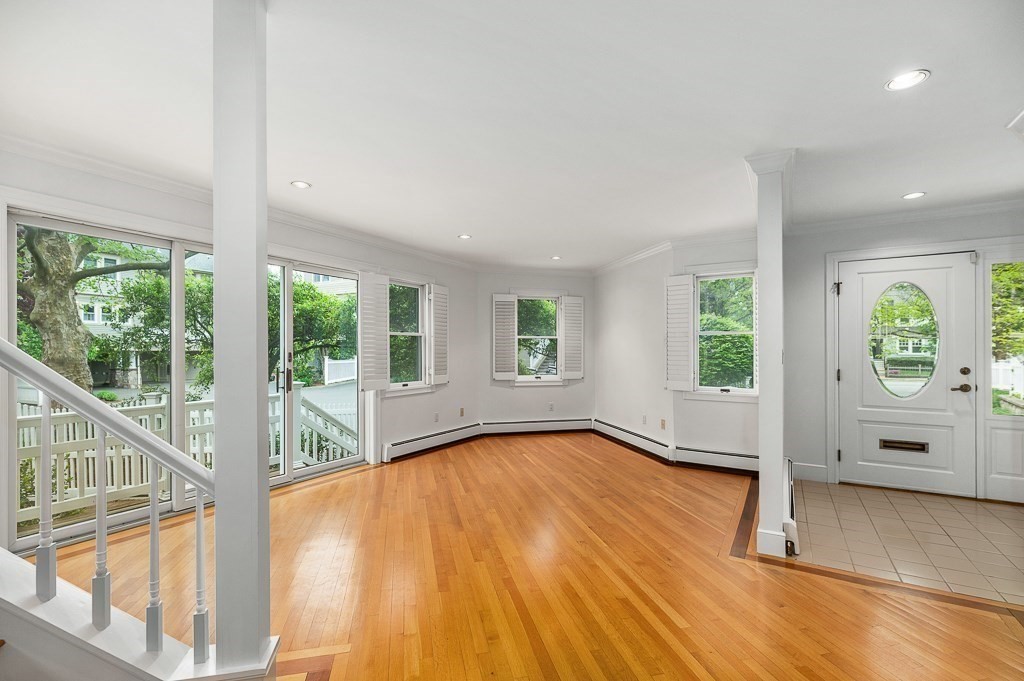 21 Pine Street, Unit 5 Manchester, MA 01944 - Photo 5 of 32