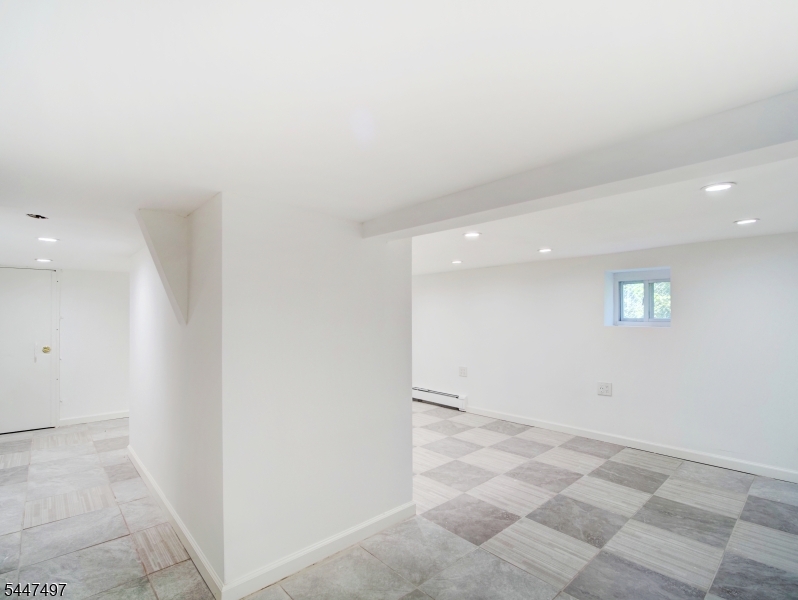 2900 Vauxhall Road Union, NJ 07088 - Photo 7 of 20 Gallery Image 7