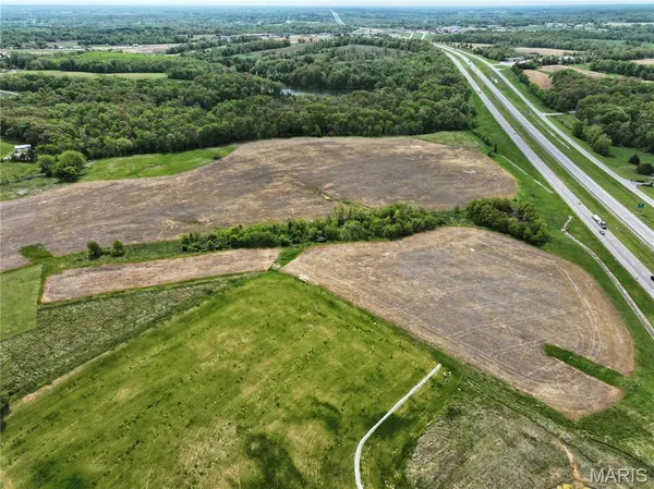 $907,250 | 0 Near I-55 / Street, Perryville, MO 63775