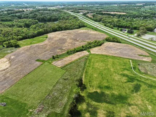 $907,250 | 0 Near I-55 / Street, Perryville, MO 63775