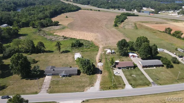 $907,250 | 0 Near I-55 / Street, Perryville, MO 63775