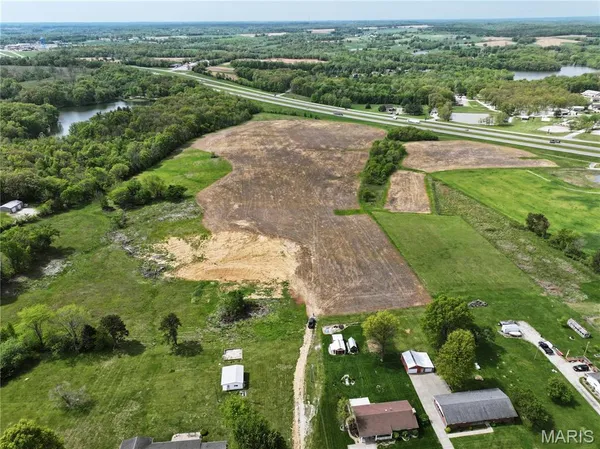 $907,250 | 0 Near I-55 / Street, Perryville, MO 63775