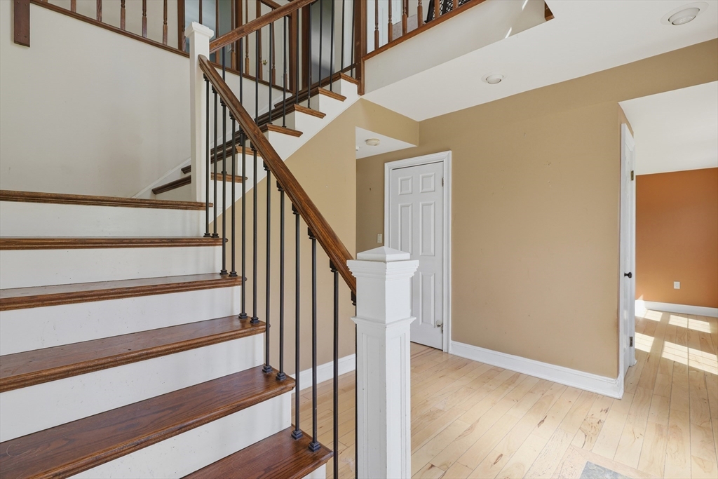 720 East Hill Road East Oakham, MA 01068 - Photo 14 of 42
