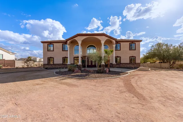 $1,899,000 | 8315 East Palm Lane, Mesa, AZ 85207