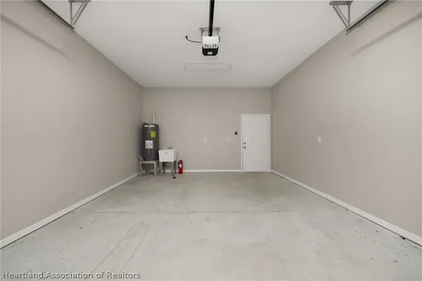 $625,900 | 224 Cessna Way Northwest, Lake Placid, FL 33852