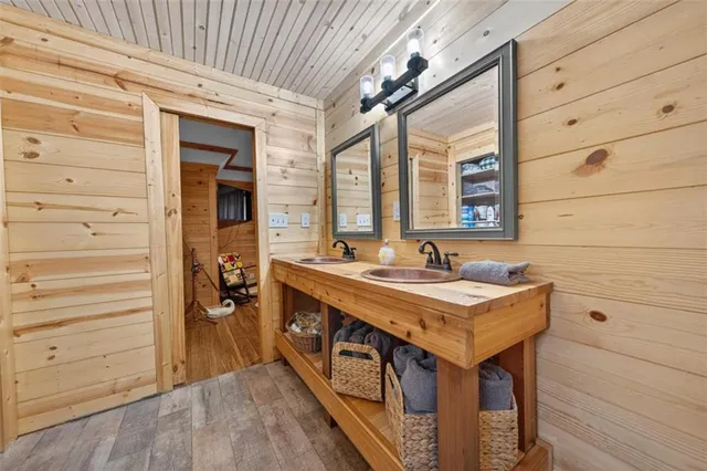 $925,000 | 63 Tomahawk Drive, Sparta, GA 31087