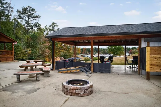 $925,000 | 63 Tomahawk Drive, Sparta, GA 31087