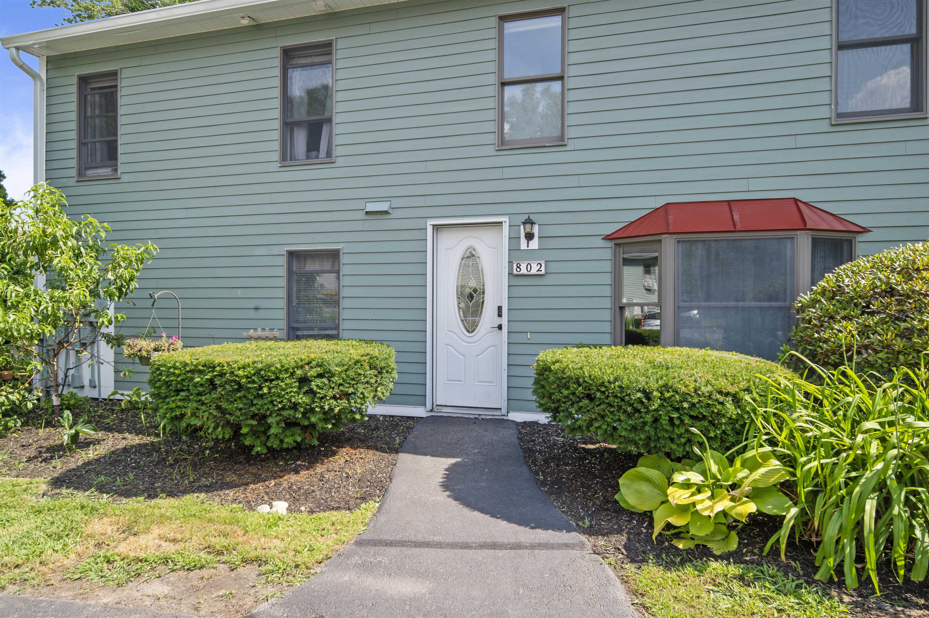 802 Piscassic Street Newmarket, NH 03857 - Photo 3 of 48