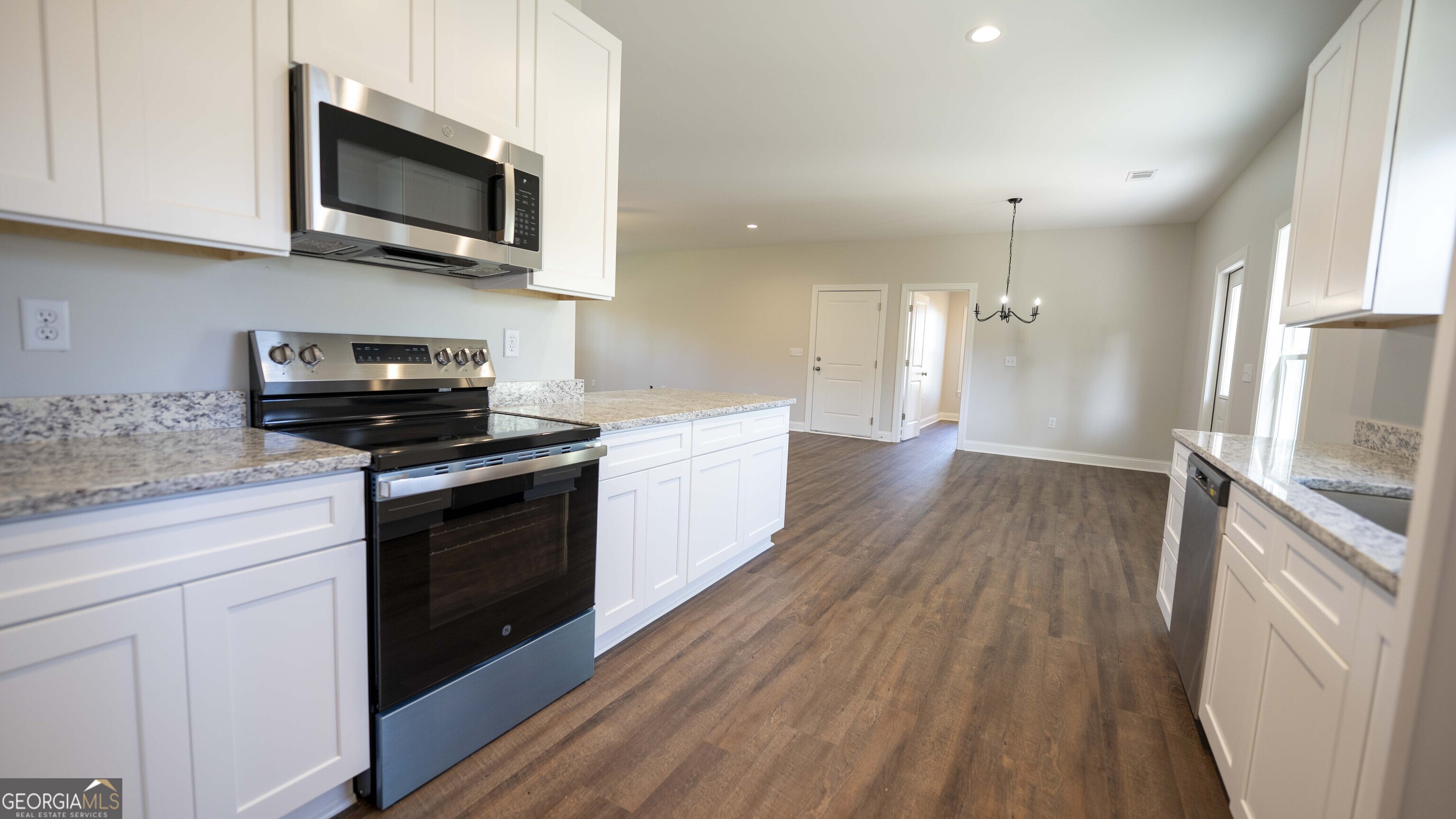 264 Ann Street Cochran, GA 31014 - Photo 7 of 26