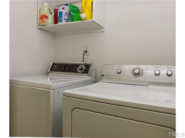 2637 Jasper Lane Raleigh, NC 27613 - Photo 20 of 25 Laundry Room