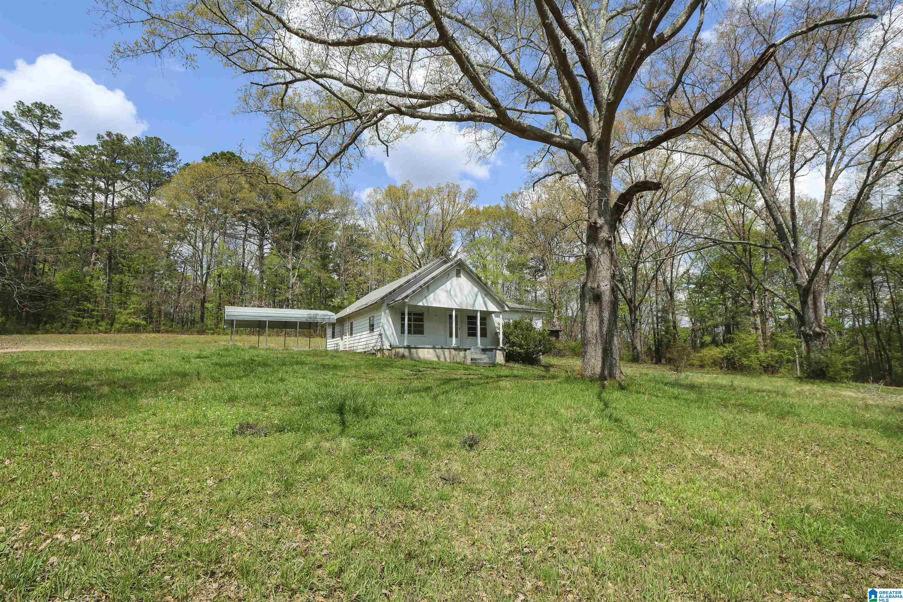 259 Pinecroft Road Anniston, AL 36207 - Photo 1 of 37