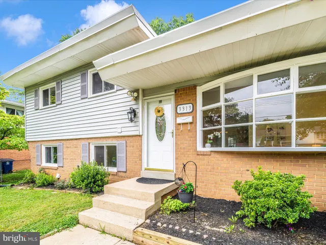 $3,045 | 3313 Estelle Terrace, Silver Spring, MD 20906