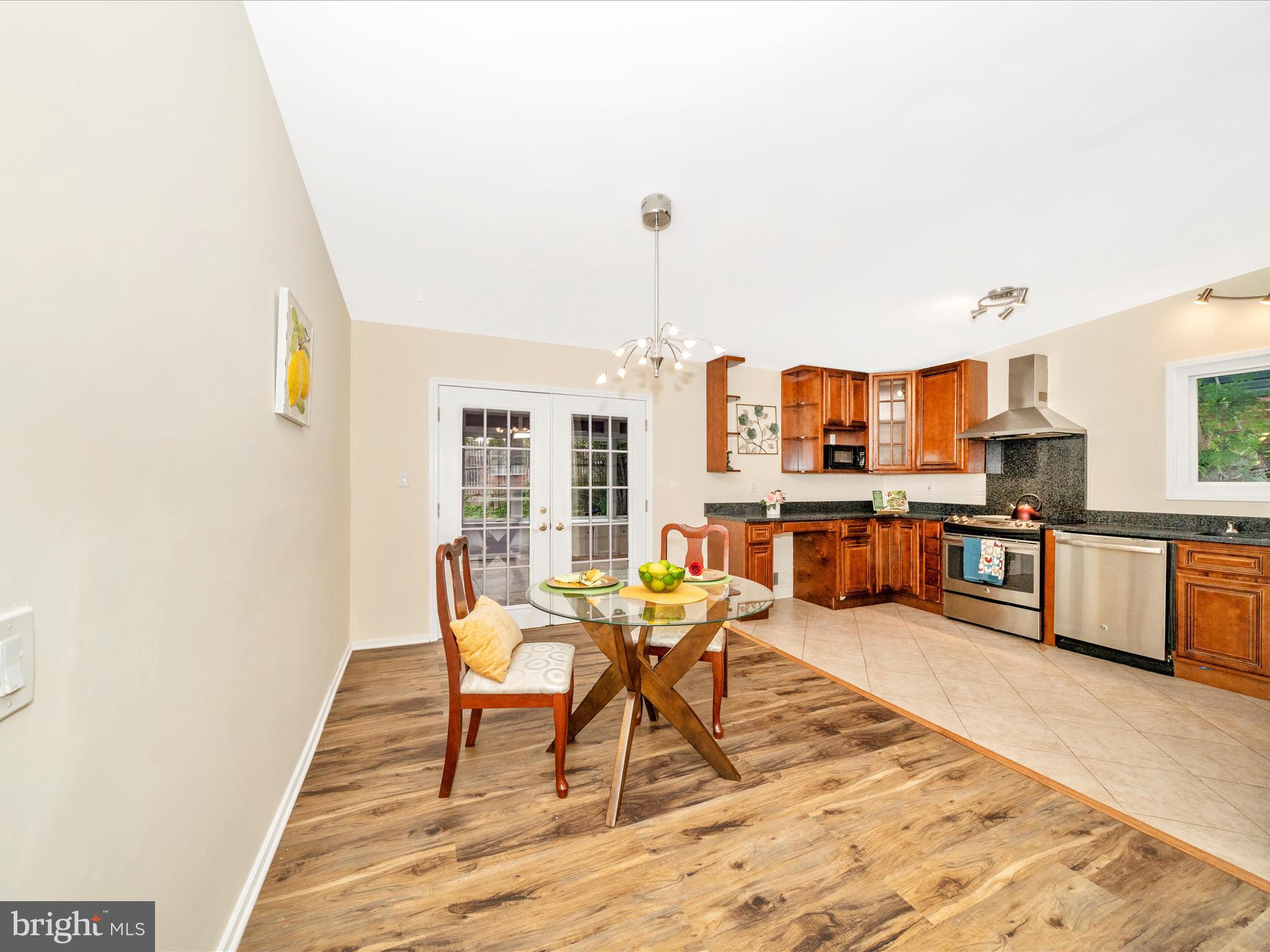 3313 Estelle Terrace Silver Spring, MD 20906 - Photo 9 of 52 a living room with furniture and kitchen view