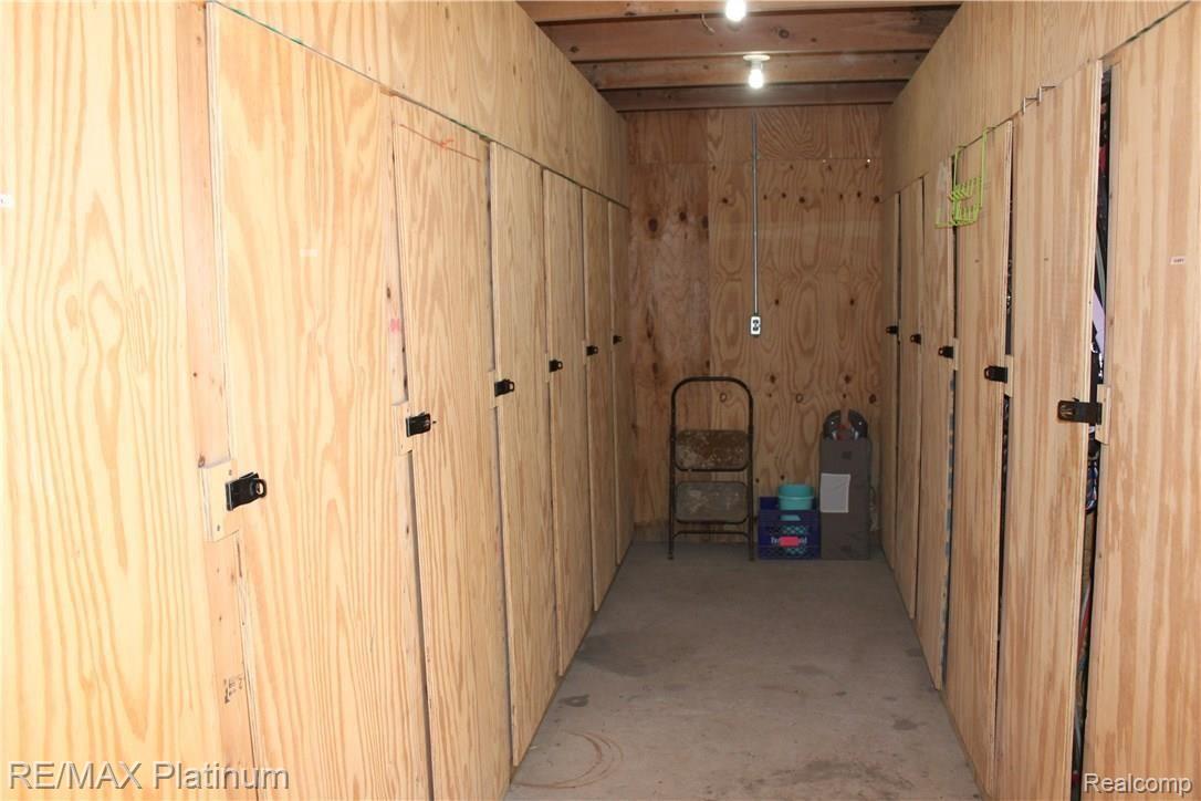 7610 Dixboro Road South Lyon, MI 48178 - Photo 54 of 71 IMG_0607.JPG